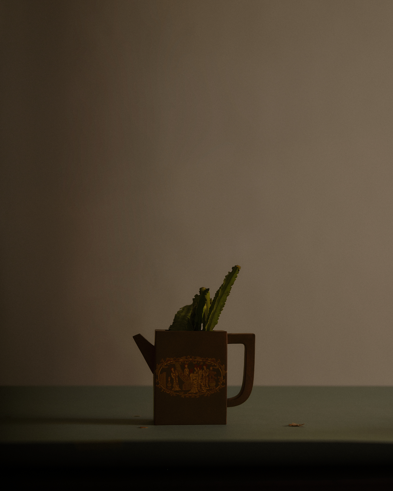 Inventaire, personal still life series made from objects found during a studio inventory - 5