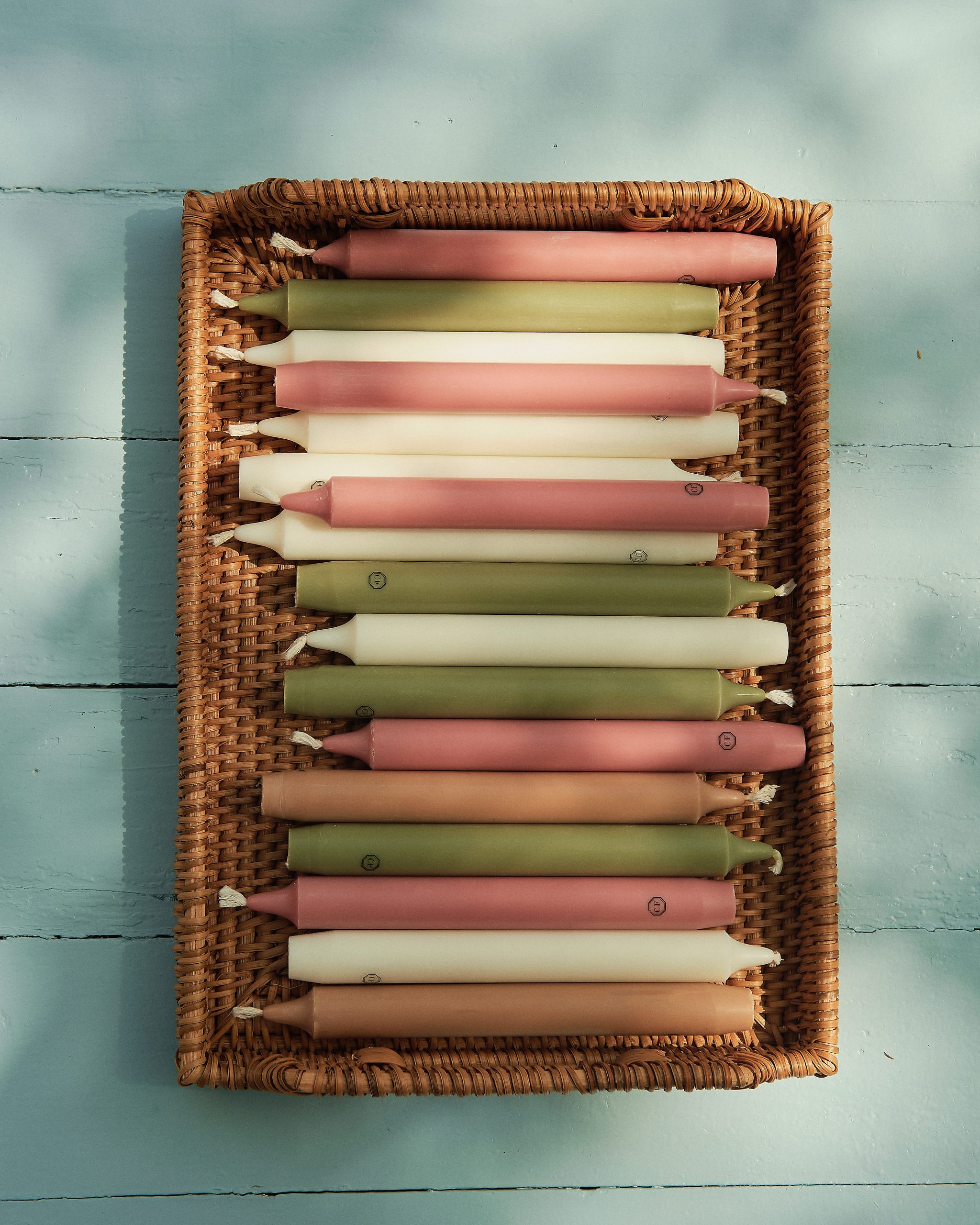 Carrière Frères, seasonal still life: scented candles, diffusers and soaps - 16