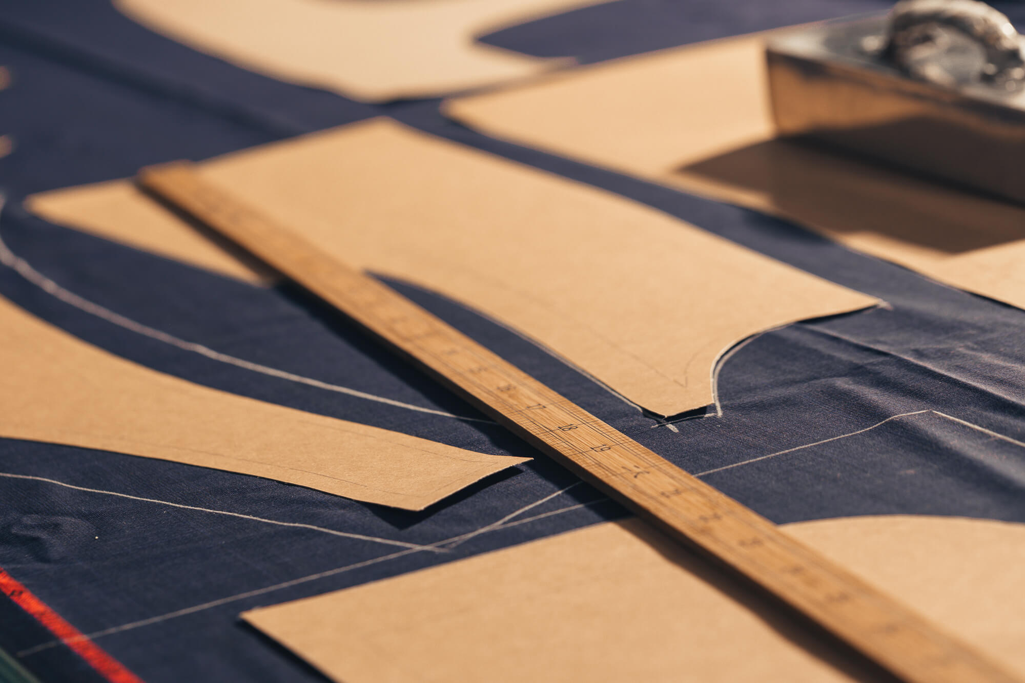 Atelier NA, Savoir Faire, menswear workshop, made-to-measure suit, Germain Gilbert, Époque studio, Paris - 9