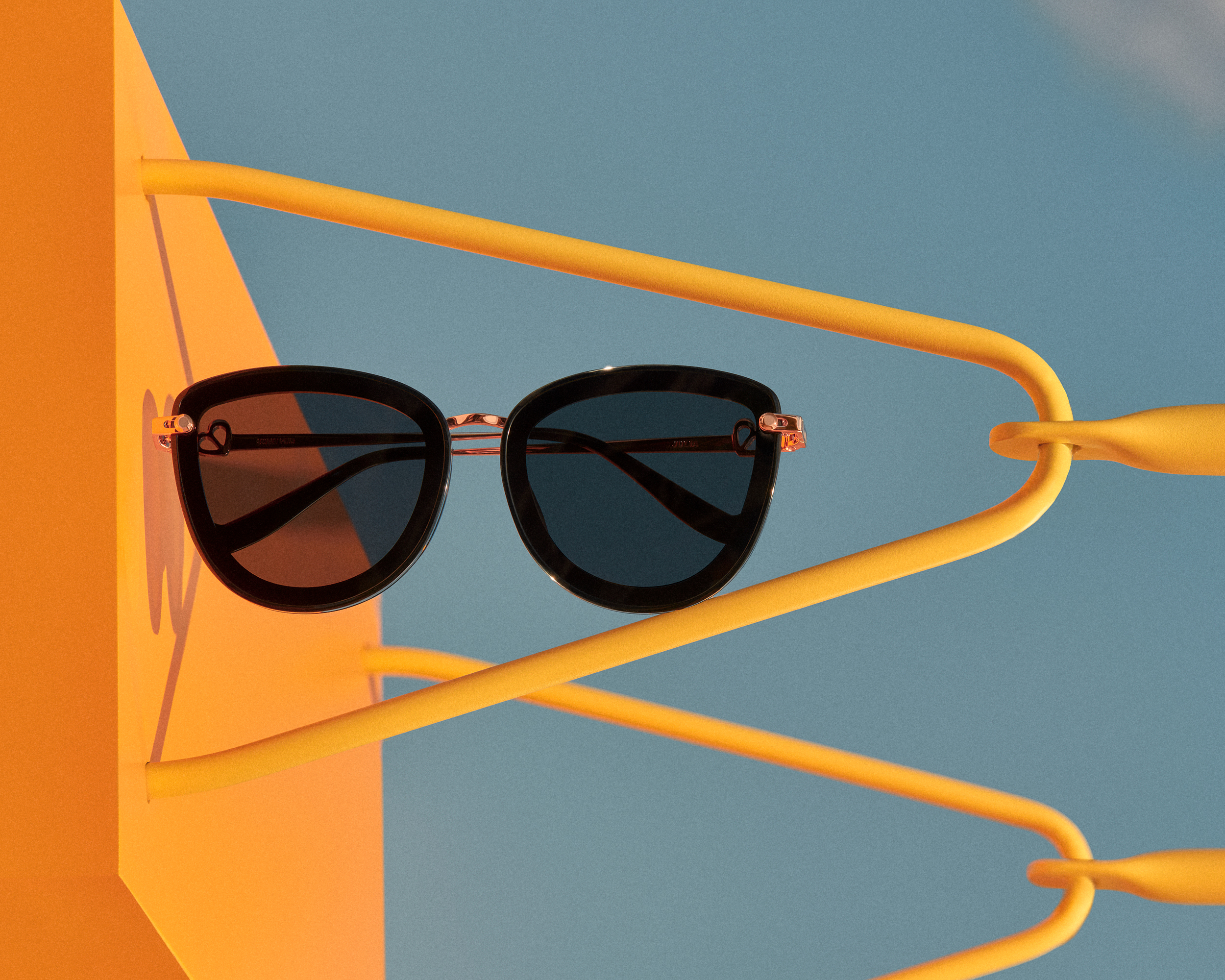 Sweet Pain, lunettes de soleil, Never Mind Gravity, Germain Gilbert, Époque studio, Paris - 10