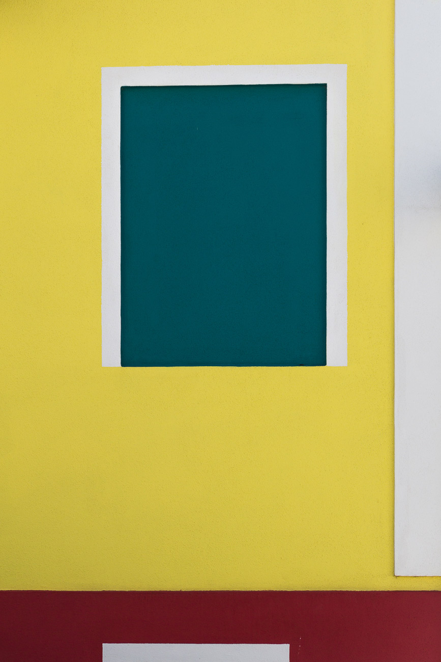 Neoplastic Variations, abstract composition inspired by Mondrian, urban structures, photography by Germain Gilbert, Époque studio, Paris - 1
