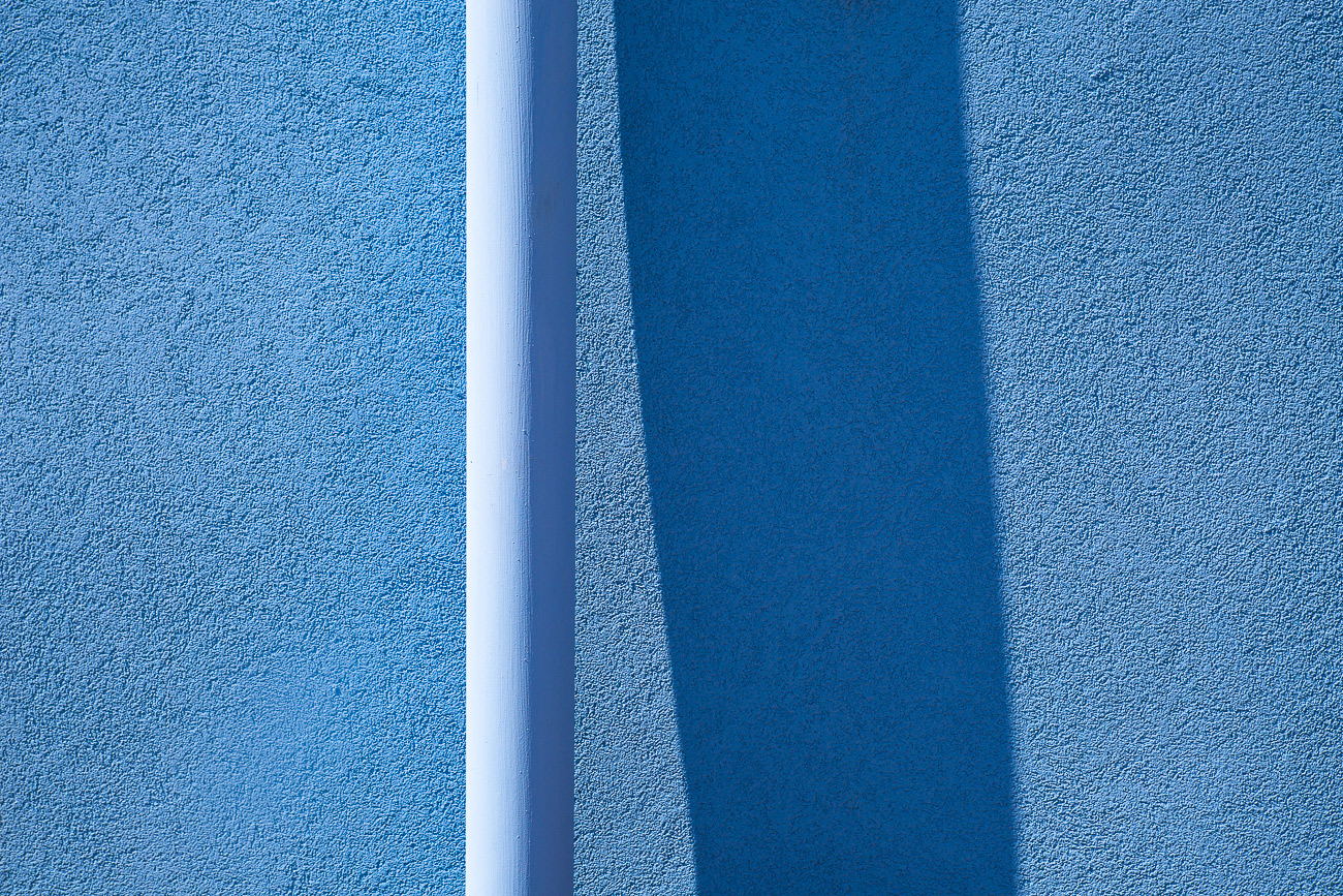 Neoplastic Variations, abstract composition inspired by Mondrian, urban structures, photography by Germain Gilbert, Époque studio, Paris - 2
